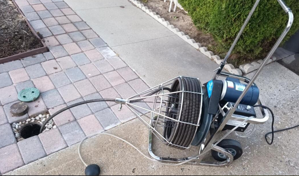 UNCLOG Drain Cleaning Service Image